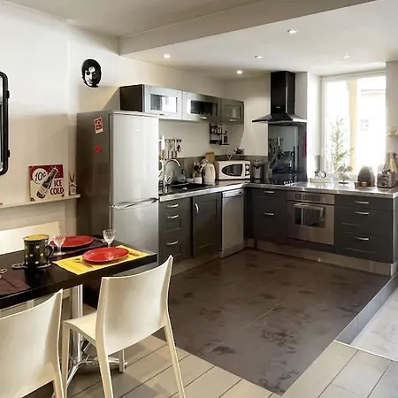 Sur Le Thiou, Cosy 2 Pers, En Vieille Apartment Annecy